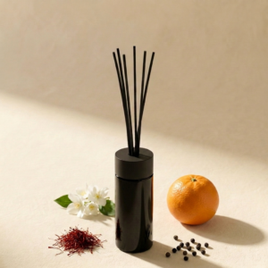 Reed Diffuser Saffron Soleil mit Safran, Jasmin, Orange und schwarzem Pfeffer